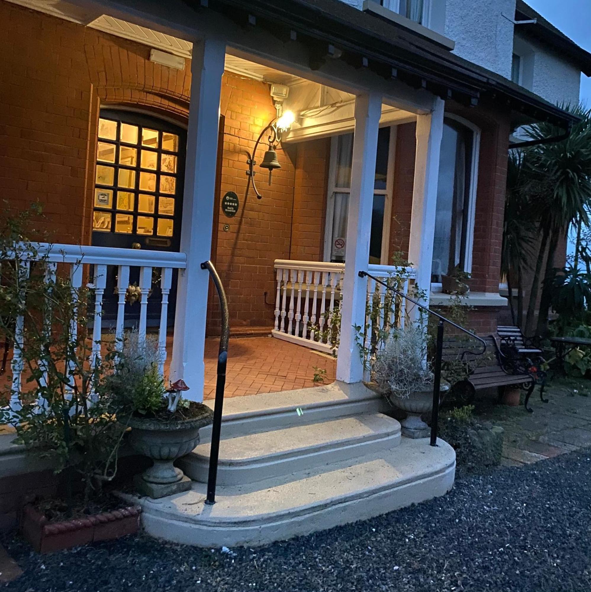 The Old Vicarage Ni B&B Ballywalter Exterior foto